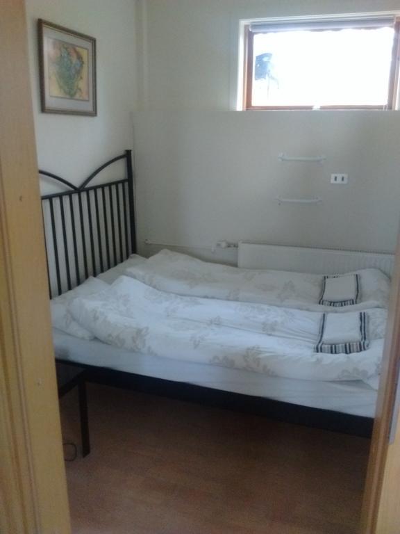 Reykjavik Peace Center Guesthouse Екстер'єр фото