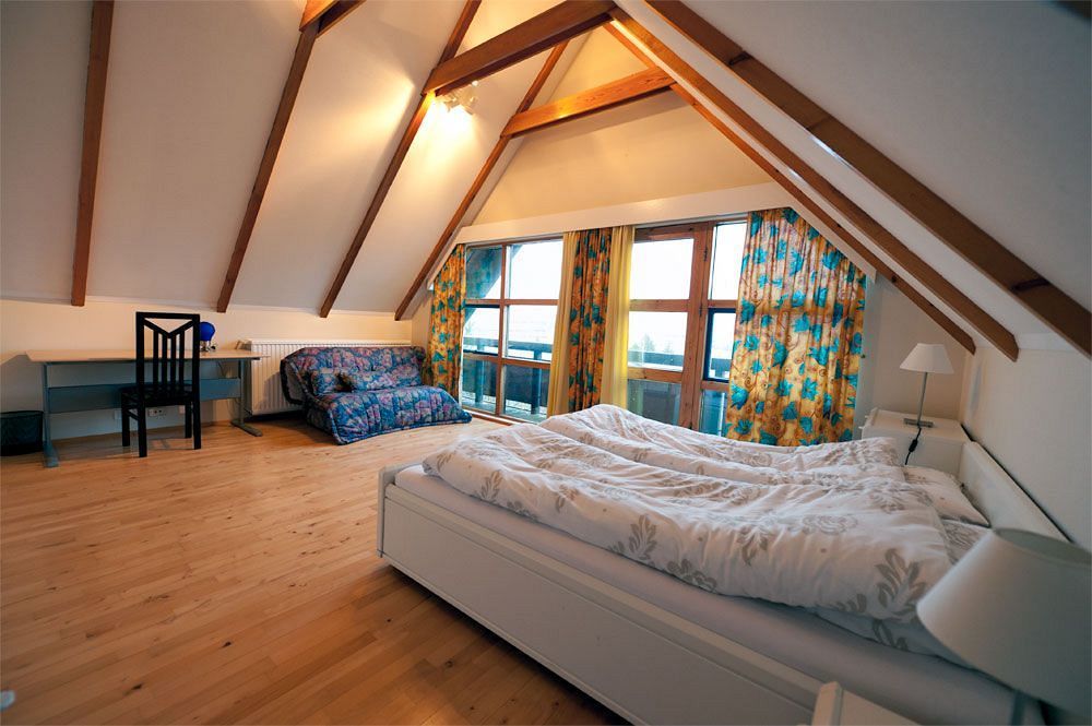 Reykjavik Peace Center Guesthouse Екстер'єр фото